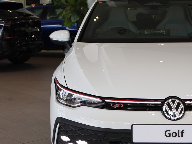 Volkswagen Golf - Hatfield VW Melrose Arch - Image 3