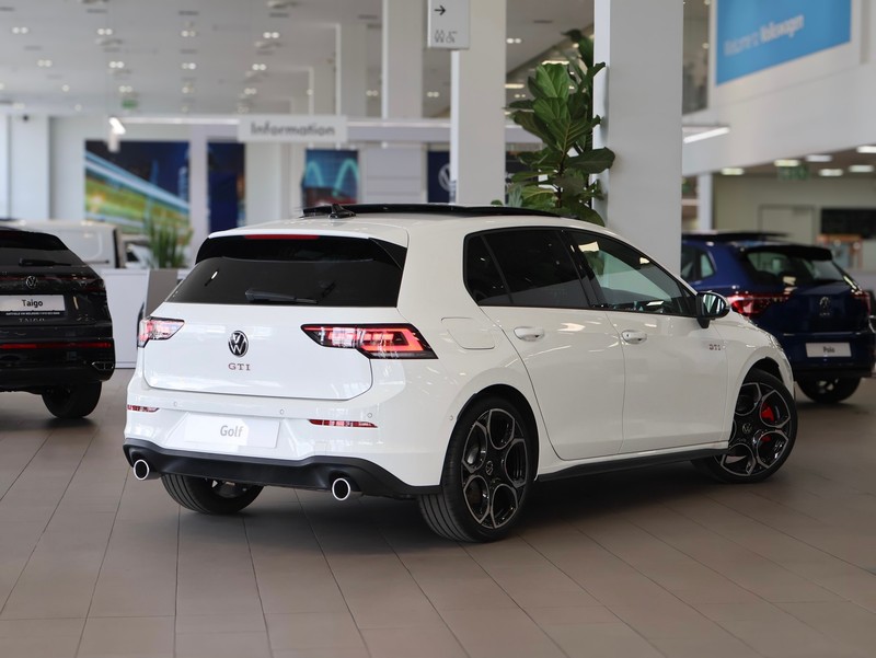 Volkswagen Golf - Hatfield VW Melrose Arch - Image 13