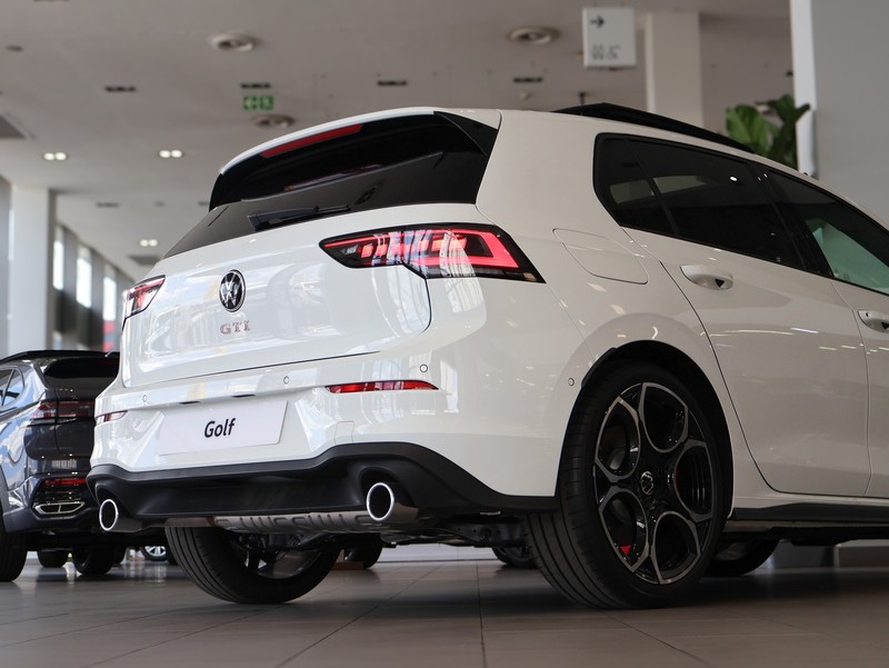 Volkswagen Golf - Hatfield VW Melrose Arch - Image 15