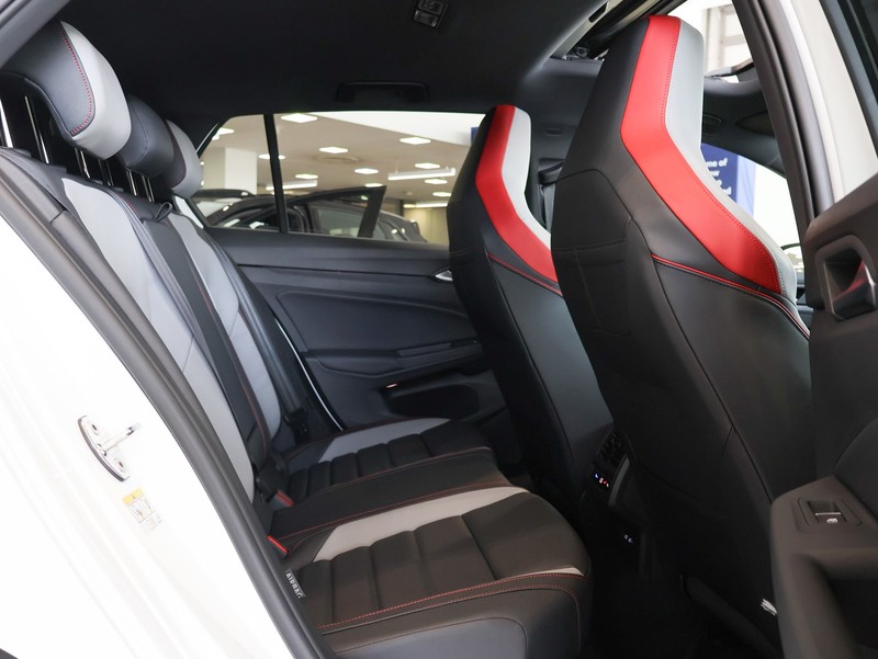 Volkswagen Golf - Hatfield VW Melrose Arch - Image 20