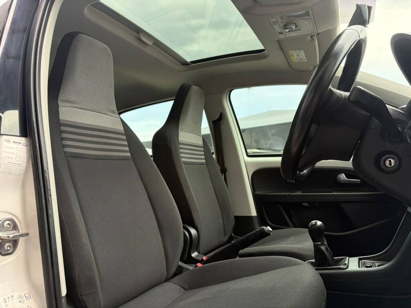 Volkswagen Up! - Authentique Autos - Image 16