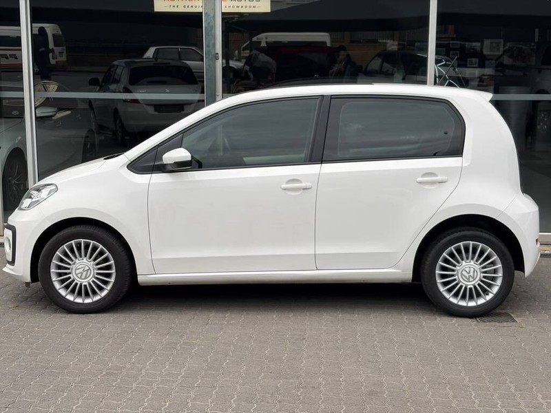 Volkswagen Up! - Authentique Autos - Image 2