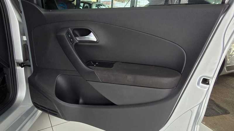 Volkswagen Polo - G.I.G Motors - Image 11