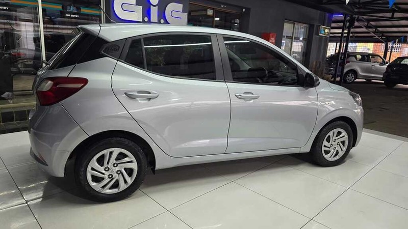Hyundai Grand i10 - G.I.G Motors - Image 6