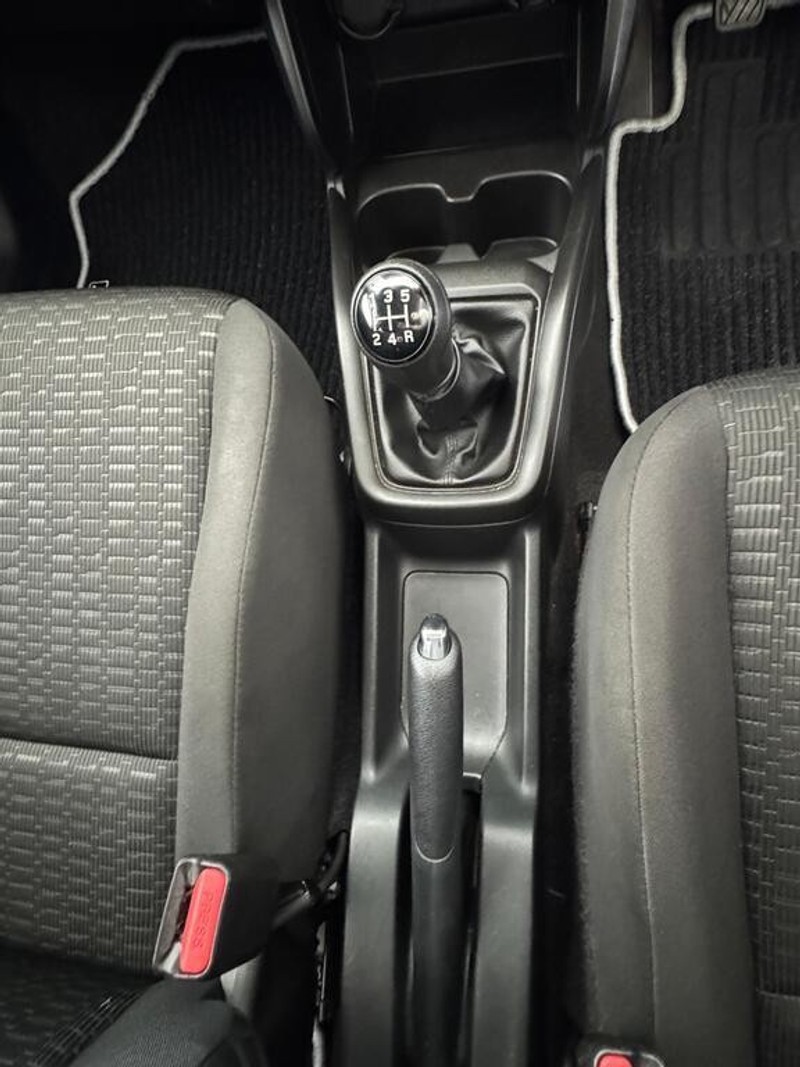 Suzuki Swift - Auto Investments Bethlehem - Image 18