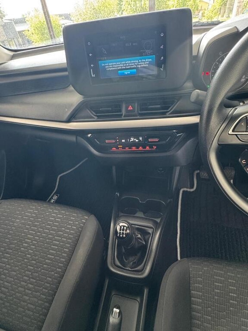 Suzuki Swift - Auto Investments Bethlehem - Image 15