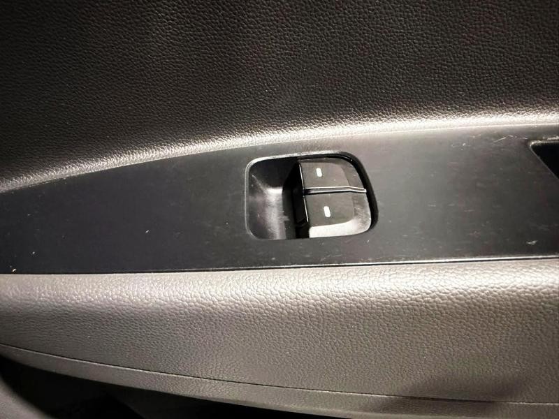 Hyundai i10 - Group1 Auto Southern Cape - Image 12