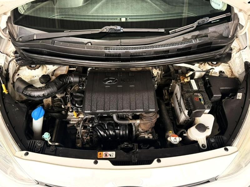 Hyundai i10 - Group1 Auto Southern Cape - Image 18