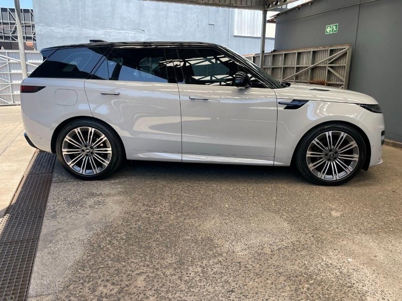 Land Rover Range Rover Sport - Mit Mak Motors - Image 4