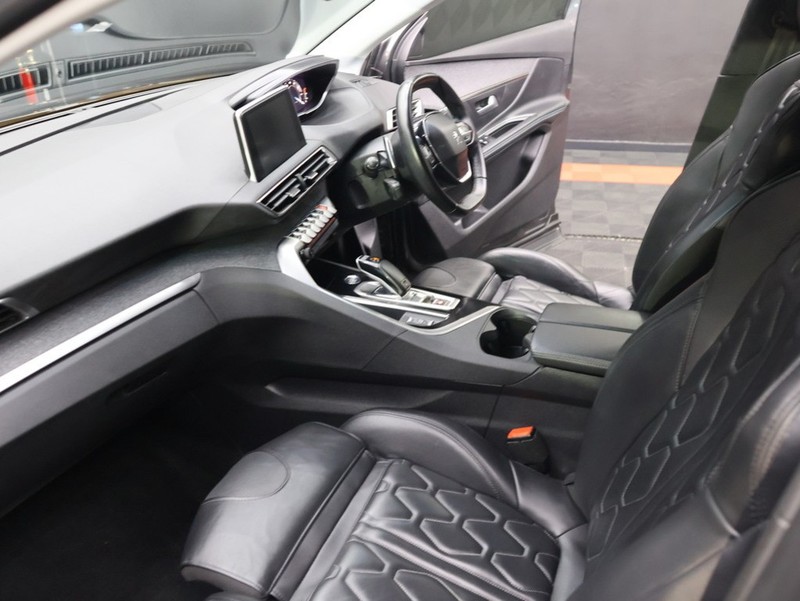 Peugeot 3008 - KING OF CARS - Image 17