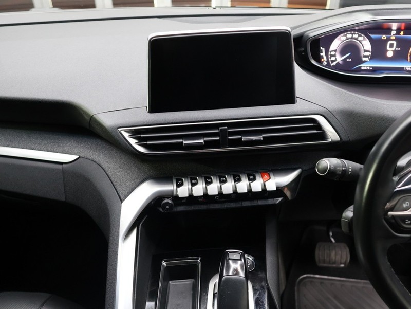Peugeot 3008 - KING OF CARS - Image 15