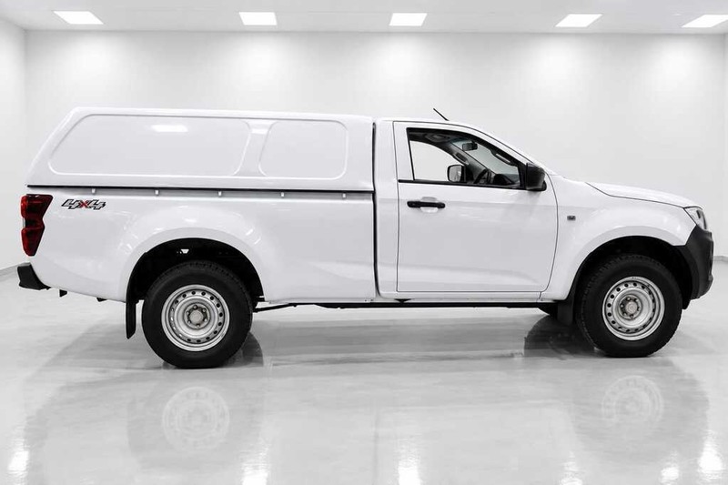 Isuzu D-Max - Bluebird Motors - Image 5