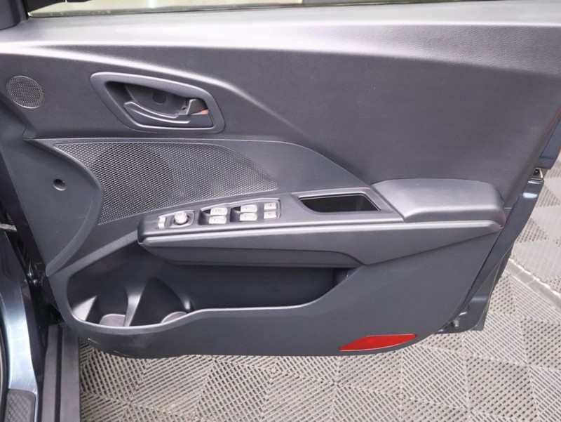 Mahindra XUV300 - KING OF CARS - Image 18