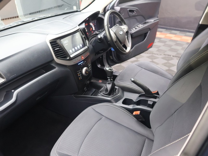 Mahindra XUV300 - KING OF CARS - Image 17