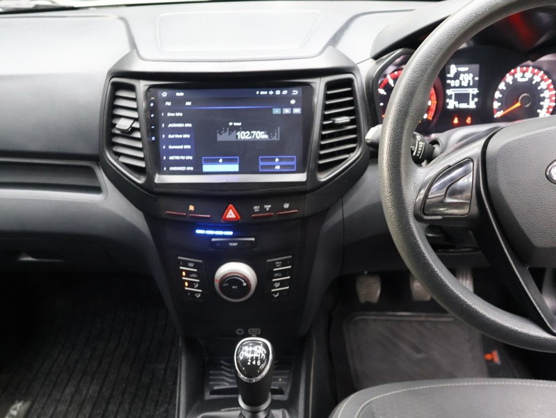 Mahindra XUV300 - KING OF CARS - Image 15