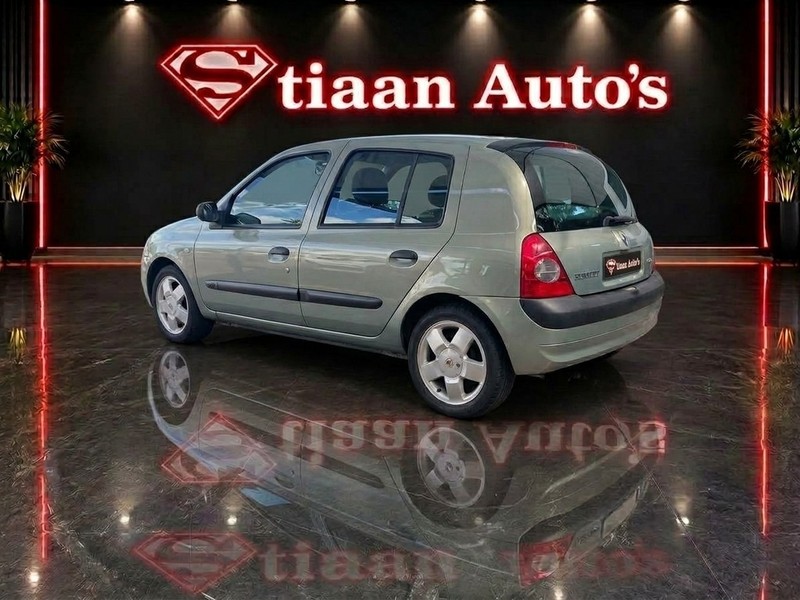 Renault Clio - Stiaan Autos (Pty) Ltd - Image 5
