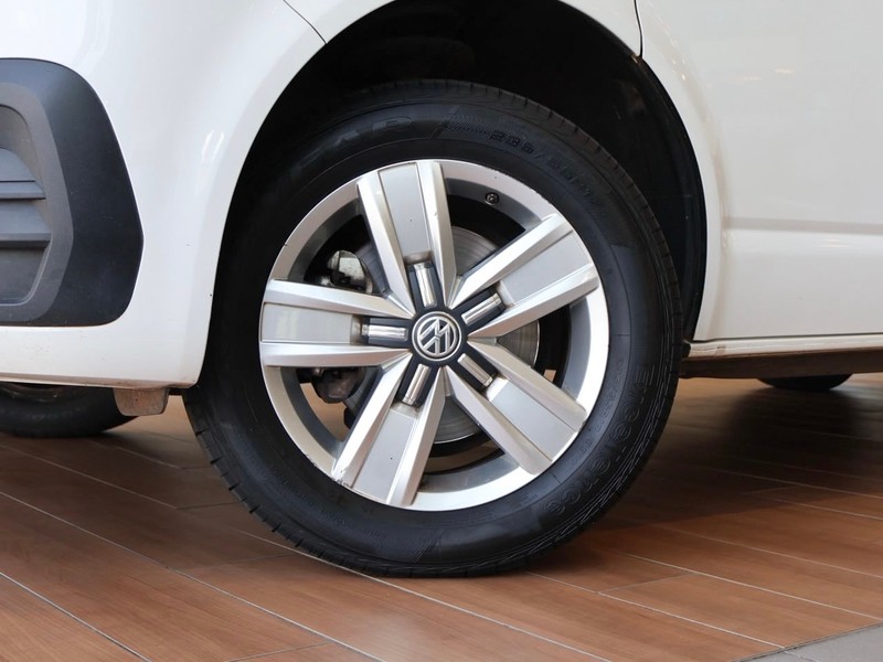 Volkswagen Transporter - Hatfield VW Melrose Arch - Image 5