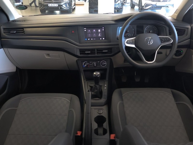 Volkswagen Polo - Hatfield VW Rivonia - Image 12