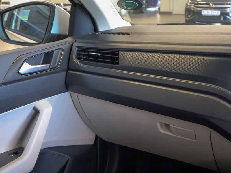 Volkswagen Polo - Hatfield VW Rivonia - Image 16