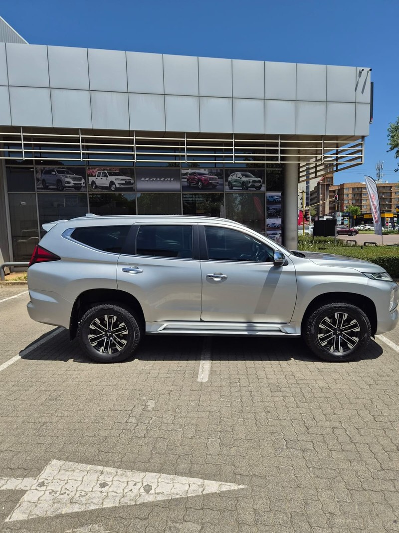 Mitsubishi Pajero - GWM Haval Hatfield - Image 4