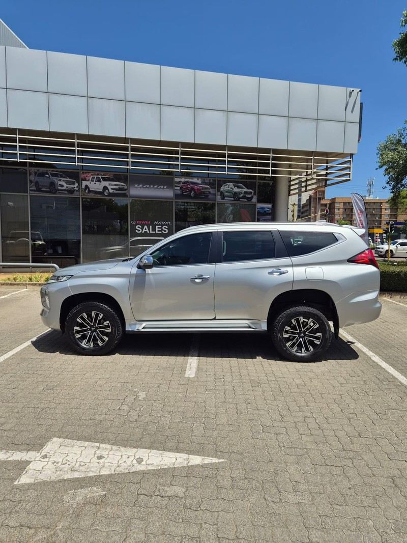Mitsubishi Pajero - GWM Haval Hatfield - Image 5