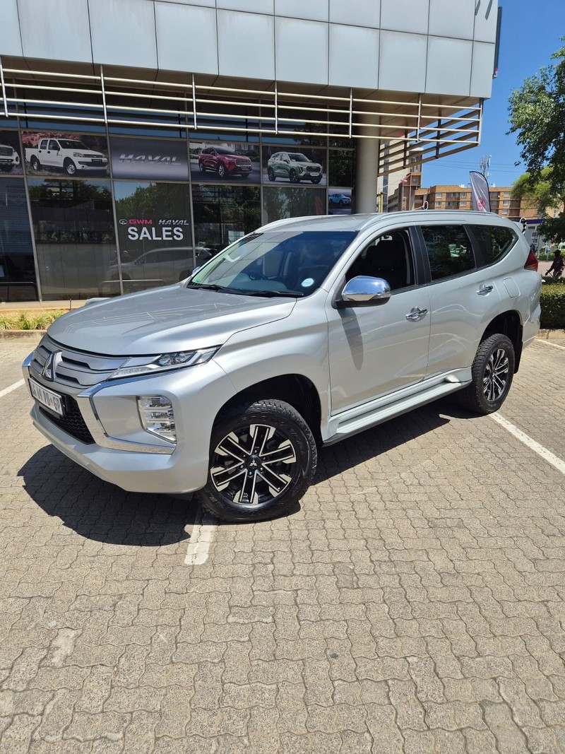 Mitsubishi Pajero - GWM Haval Hatfield - Image 1