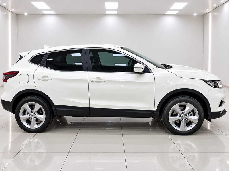 Nissan Qashqai - Bluebird Motors - Image 2