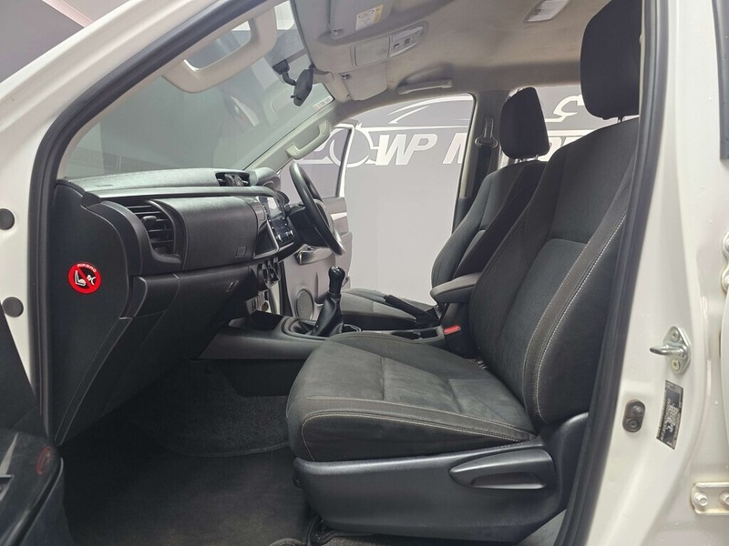 Toyota Hilux - WP Motors - Image 16