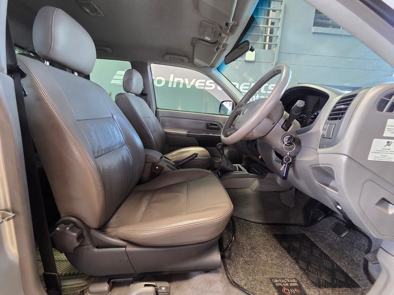 Isuzu KB - Auto Investments Montana - Image 12