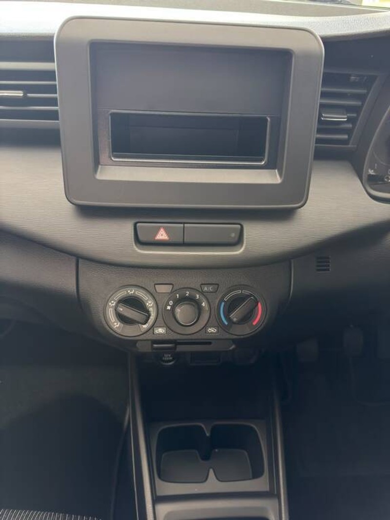 Suzuki Ertiga - Auto Investments Bethlehem - Image 14