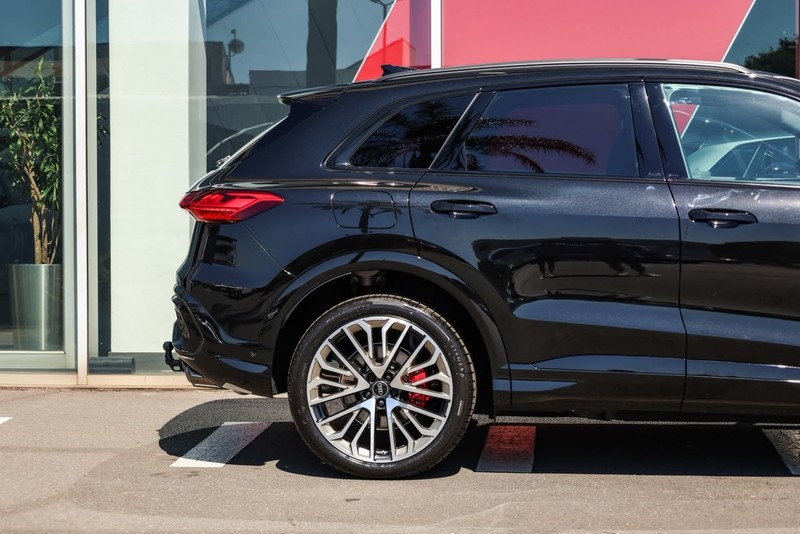 Audi SQ5 - Audi Centre Hatfield - Image 7