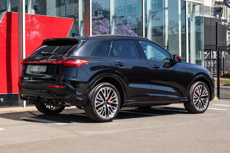 Audi SQ5 - Audi Centre Hatfield - Image 6