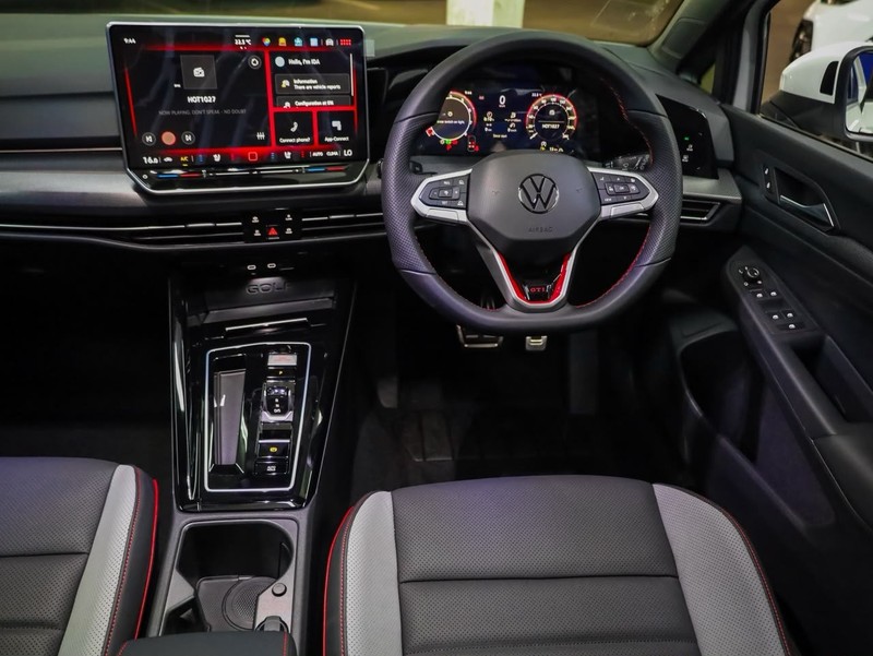 Volkswagen Golf - Hatfield VW Bryanston - Image 13