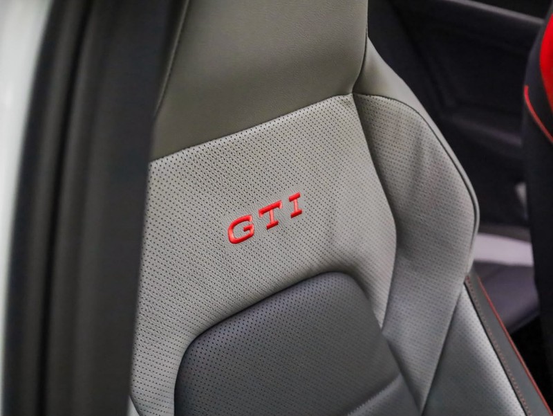 Volkswagen Golf - Hatfield VW Bryanston - Image 10