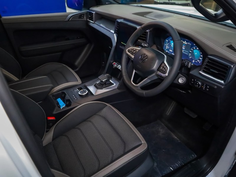 Volkswagen Amarok - Hatfield VW Bryanston - Image 8
