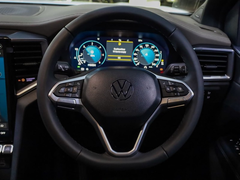 Volkswagen Amarok - Hatfield VW Bryanston - Image 12