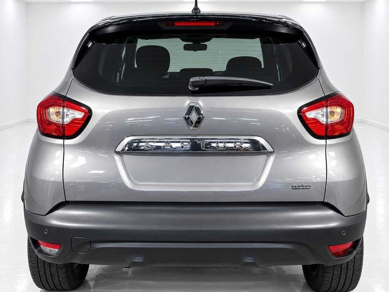 Renault Captur - Bluebird Motors - Image 5