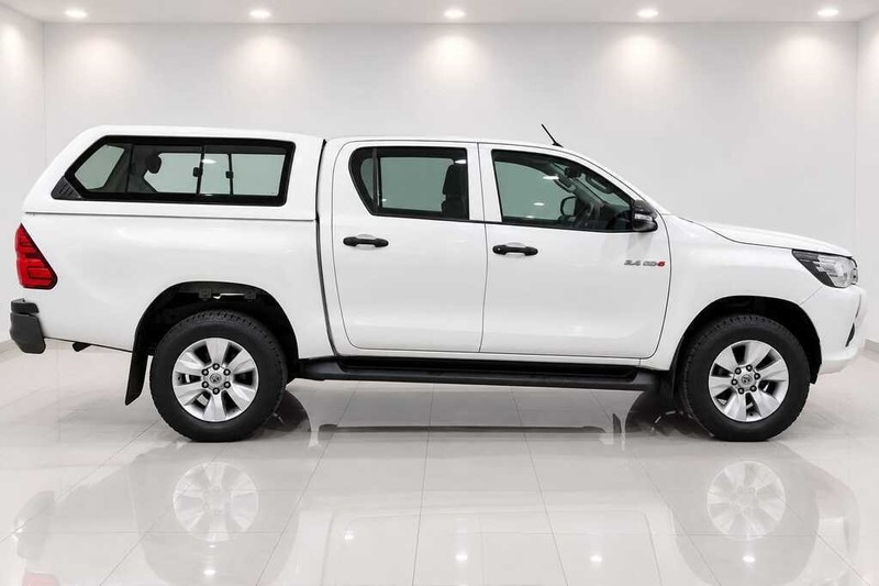 Toyota Hilux - Bluebird Motors - Image 18