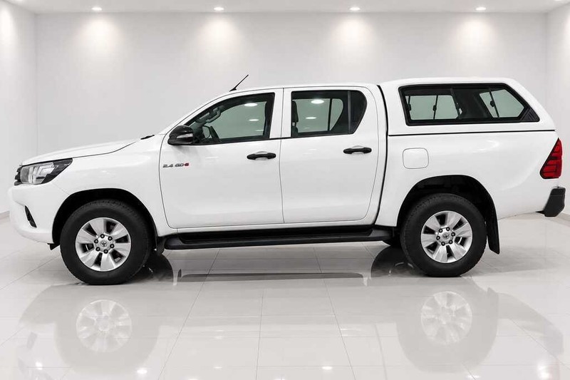 Toyota Hilux - Bluebird Motors - Image 17