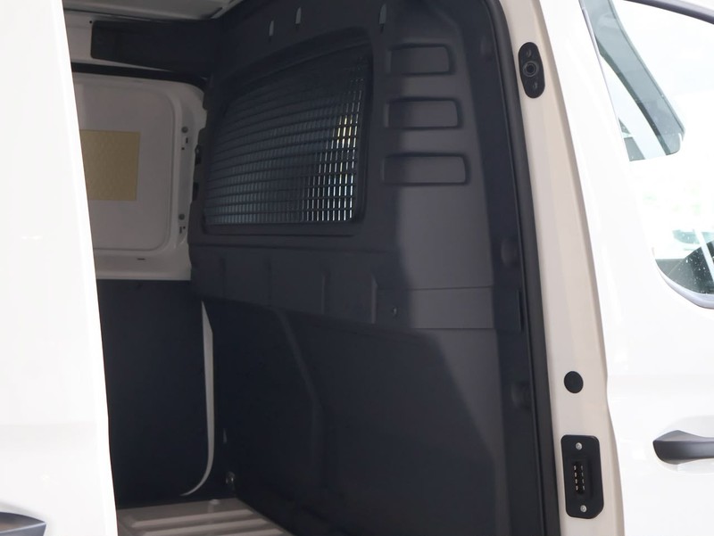 Volkswagen Caddy - VW Melrose Commercial - Image 5