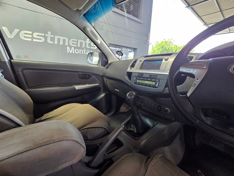 Toyota Hilux - Auto Investments Montana - Image 16