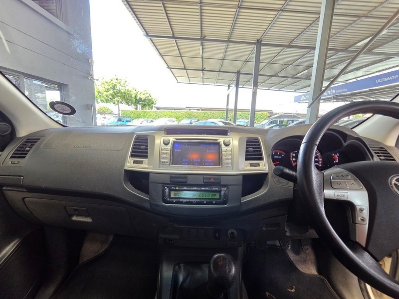 Toyota Hilux - Auto Investments Montana - Image 15