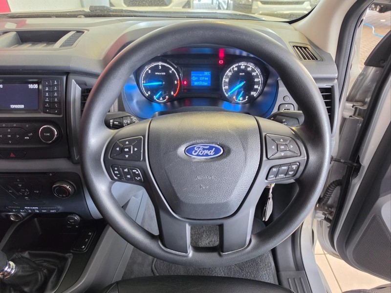 Ford Everest - Vaal Toyota Sasolburg - Image 22