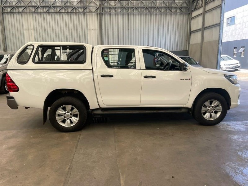Toyota Hilux - Mit Mak Motors - Image 4