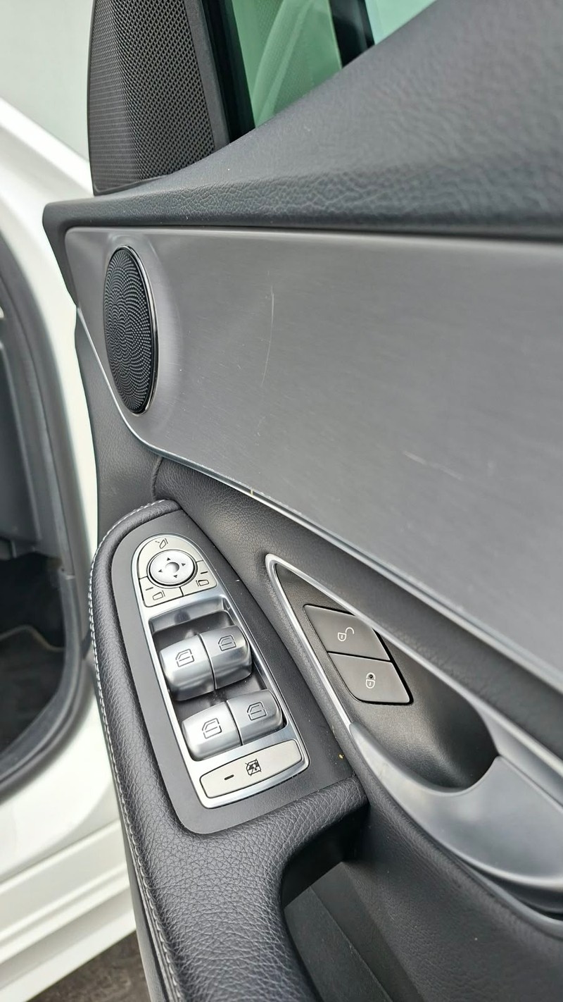 Mercedes-Benz C-class - Isuzu Richards Bay - Image 11
