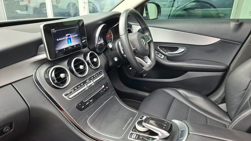 Mercedes-Benz C-class - Isuzu Richards Bay - Image 9