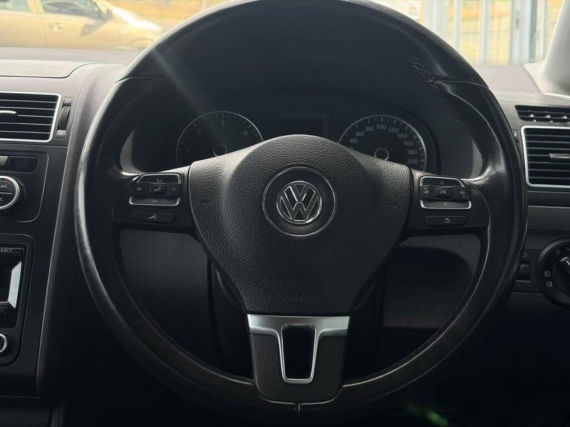 Volkswagen Touran - Authentique Autos - Image 9