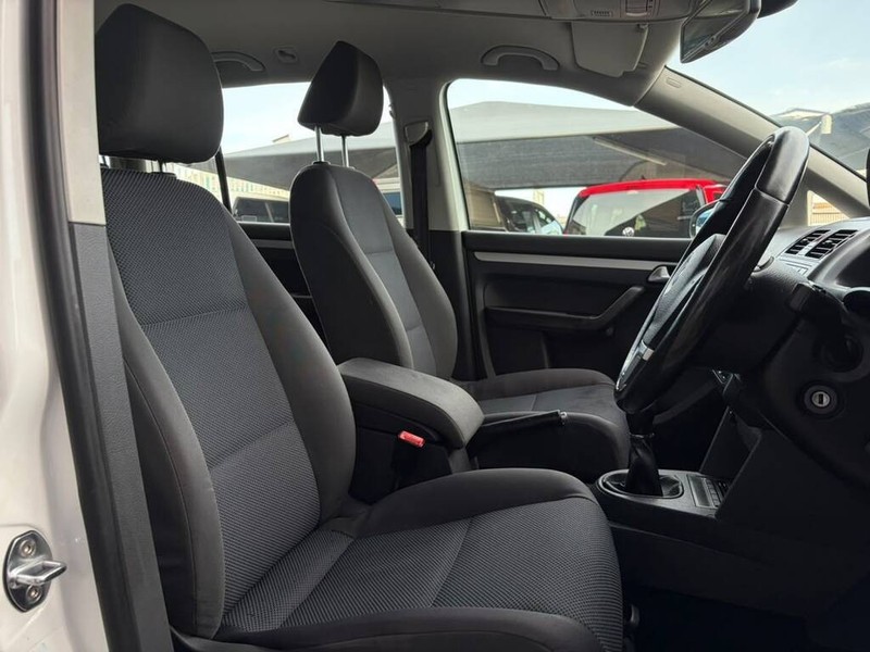 Volkswagen Touran - Authentique Autos - Image 18