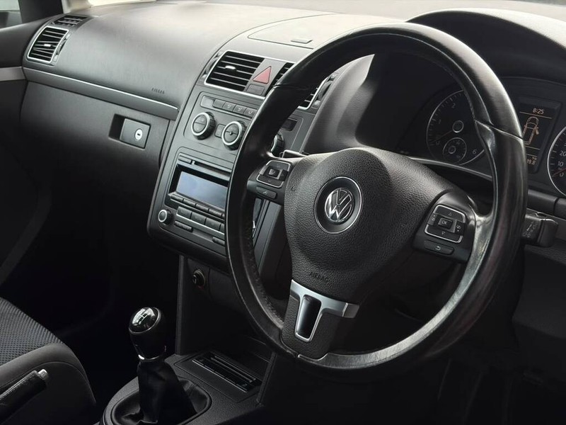 Volkswagen Touran - Authentique Autos - Image 10