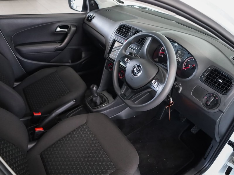 Volkswagen Polo Vivo - Hatfield VW Bryanston - Image 11